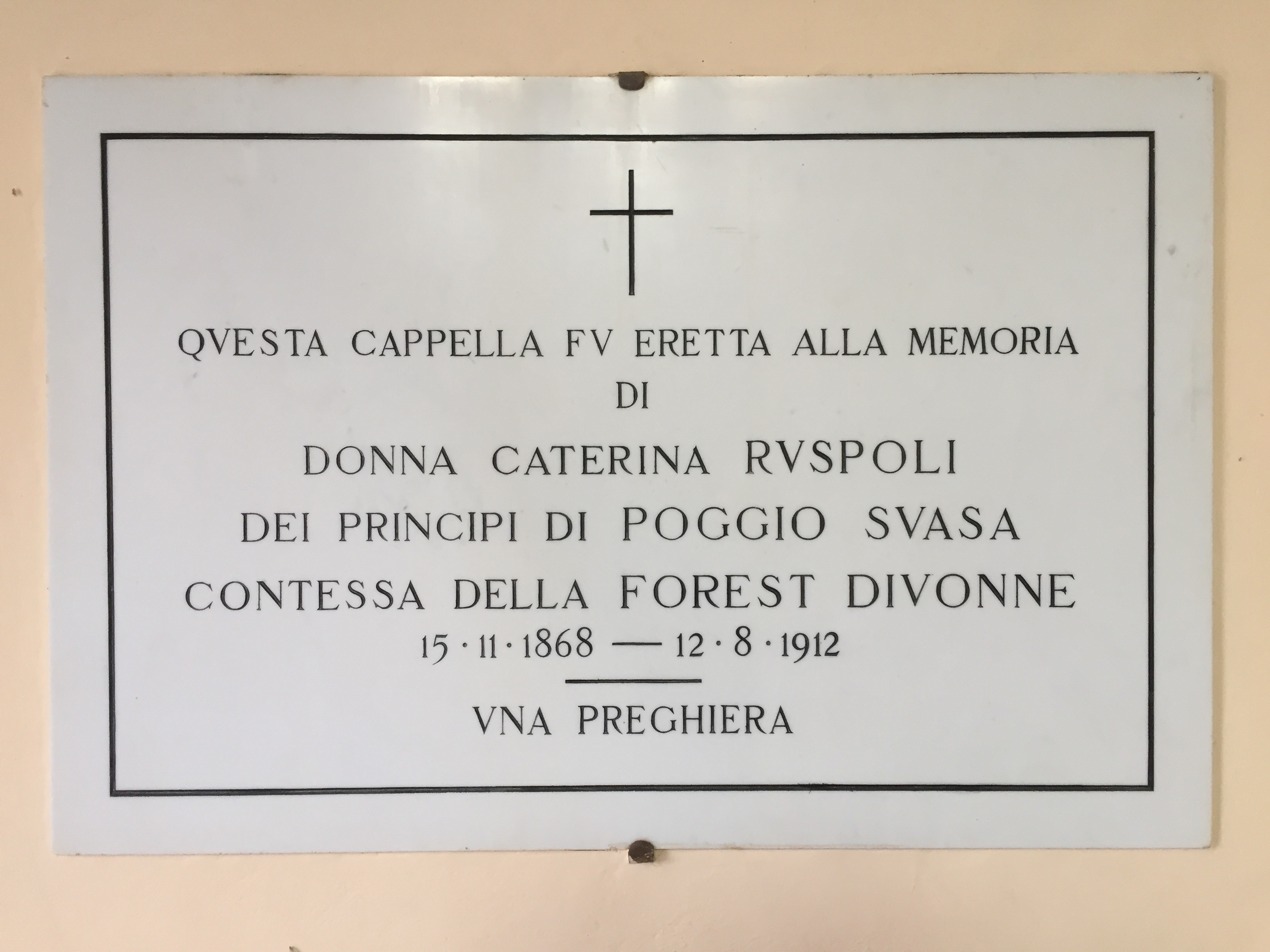 Lapide in memoria di Donna Caterina Ruspoli