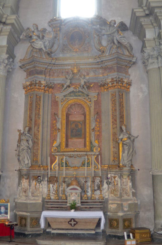 Altare seconda cappella, parete destra