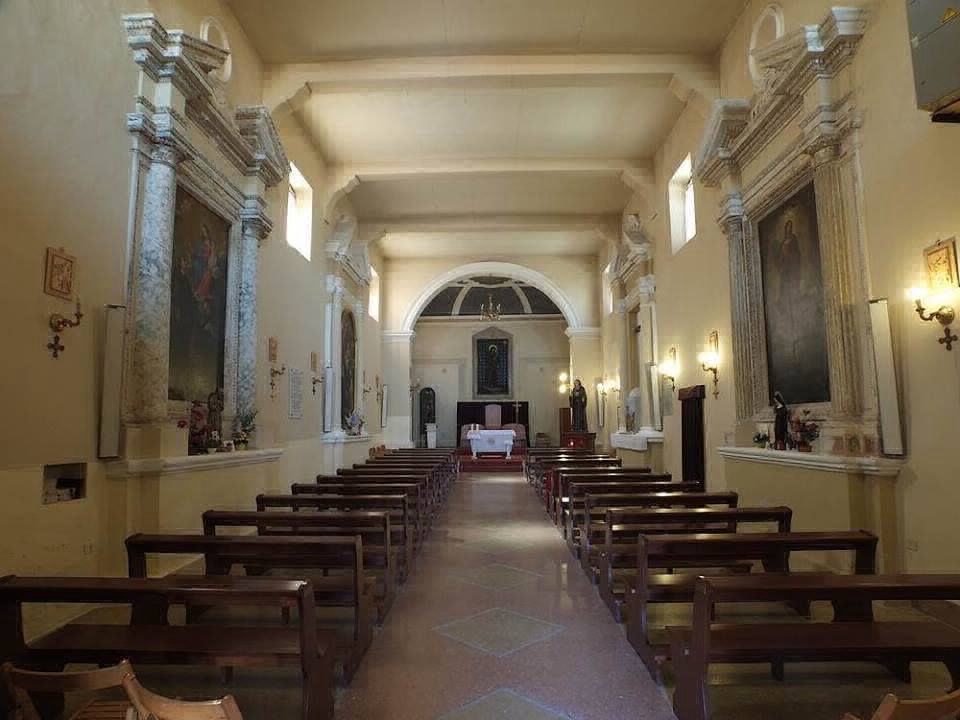 Navata unica della Chiesa di San Francesco di Paola
