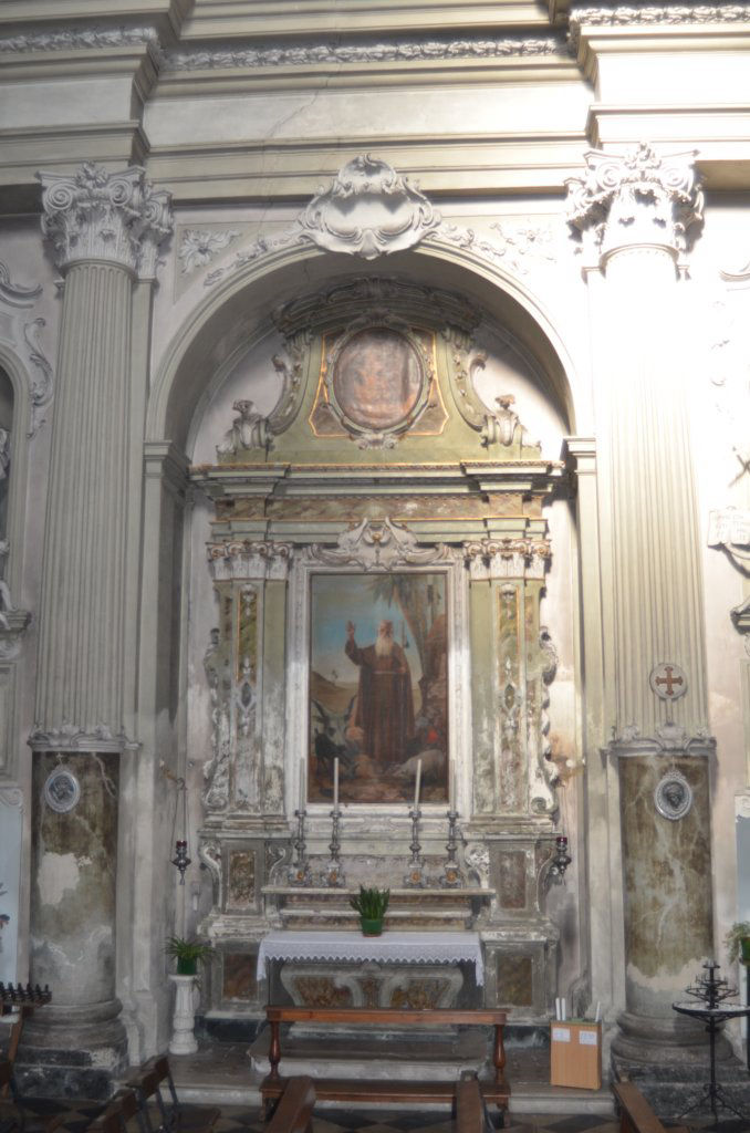 Altare quarta cappella, parete sinistra