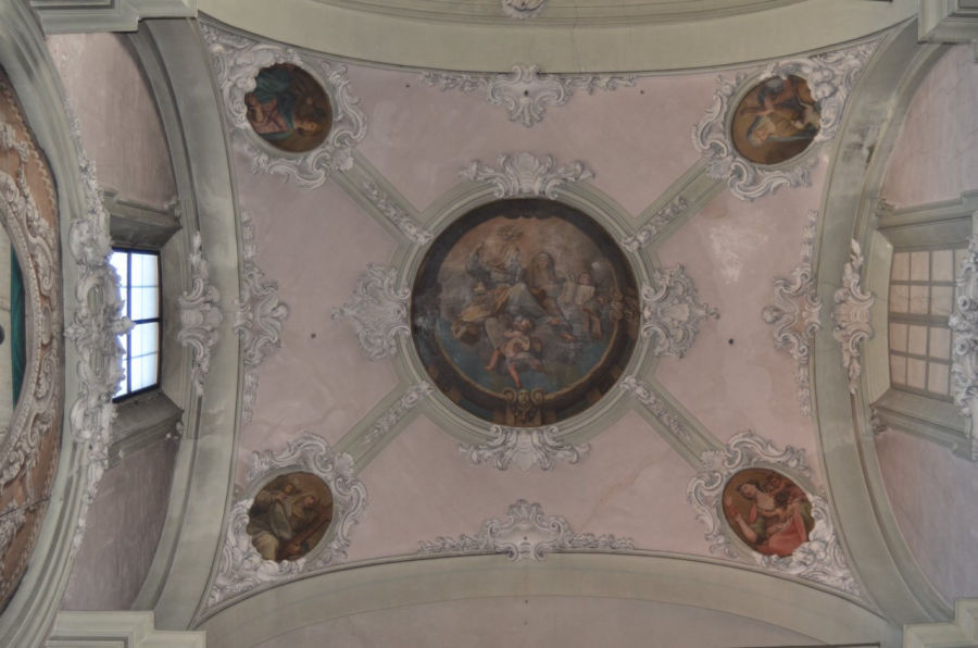 Volta del presbiterio con dipinti di Benedetto dal Buono